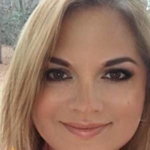 Meet your Posher, Lorie